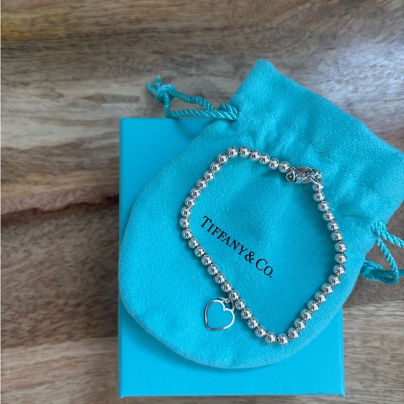 Tiffany & Co. Silver Bracelet with Blue Heart Charm - Picture 4 of 5